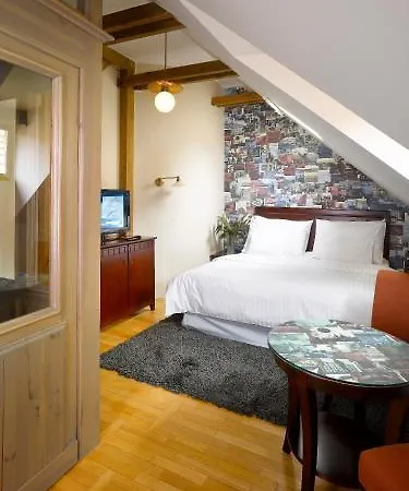 Orea Place Charles Bridge Aparthotel 4*